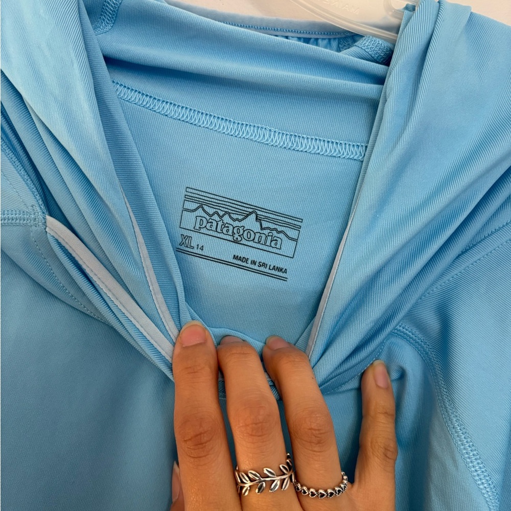 Patagonia YOUTH Light Blue (light) sweater